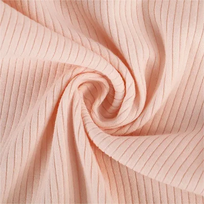 Antistatisk polyester ribbestoff til kjole