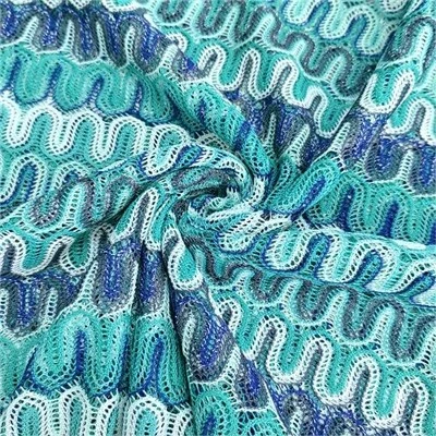 Polyester crepe stoff til kjole